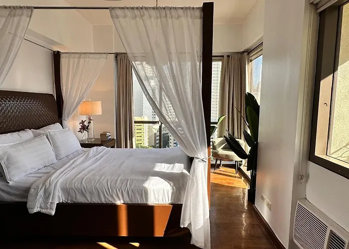 Tropical Wood W Balcony Near Greenbelt Pool And Gym Access Apartment