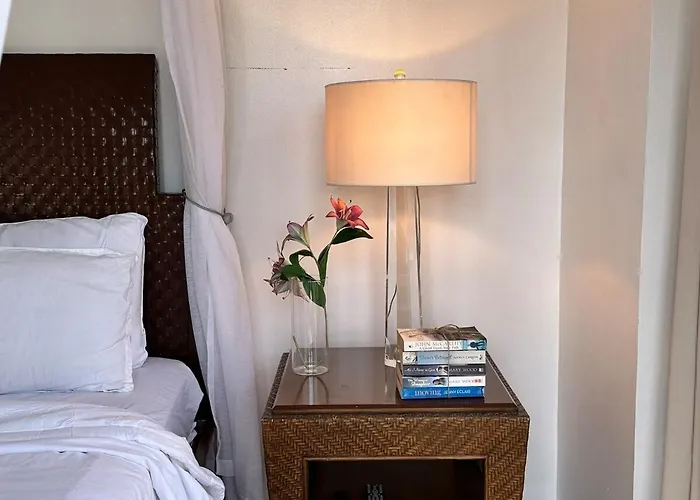 Tropical Wood W Balcony Near Greenbelt Pool And Gym Access Apartment Manila